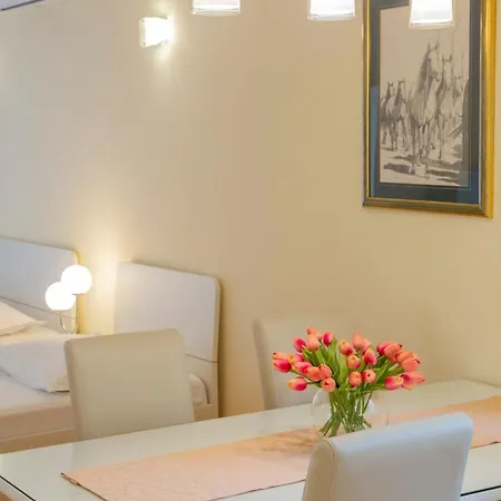 Baska Voda Apartments - City Center, Steps From The Beach, Free Parking Exterior photo