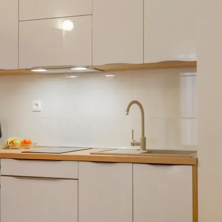 Baska Voda Apartments - City Center, Steps From The Beach, Free Parking Exterior photo