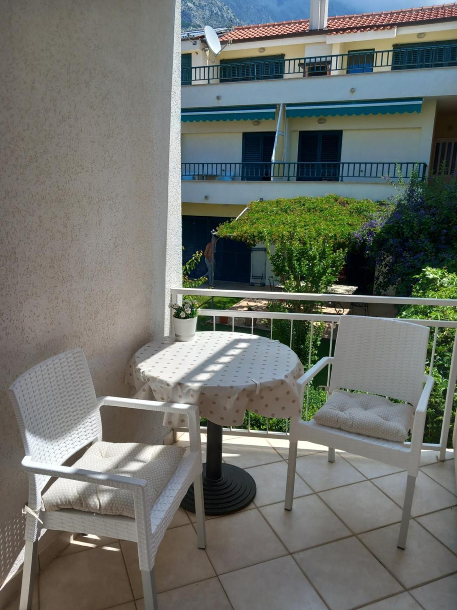 Apartma Baska Voda Apartments - City Center, Steps From The Beach, Free Parking *