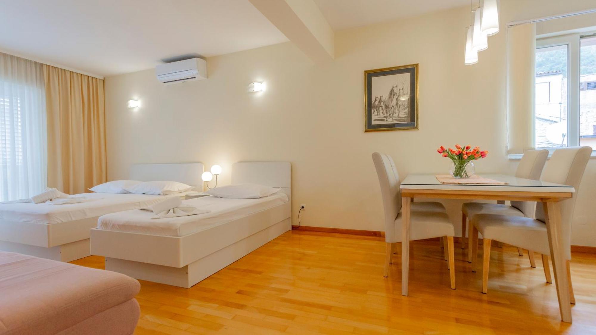 Apartma Baska Voda Apartments - City Center, Steps From The Beach, Free Parking