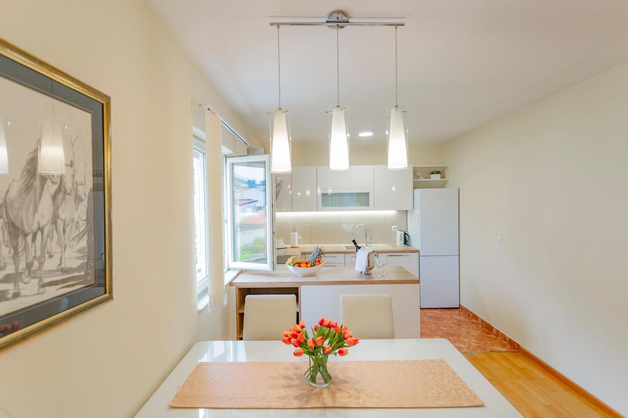 Baska Voda Apartments - City Center, Steps From The Beach, Free Parking Apartma Baska Voda
