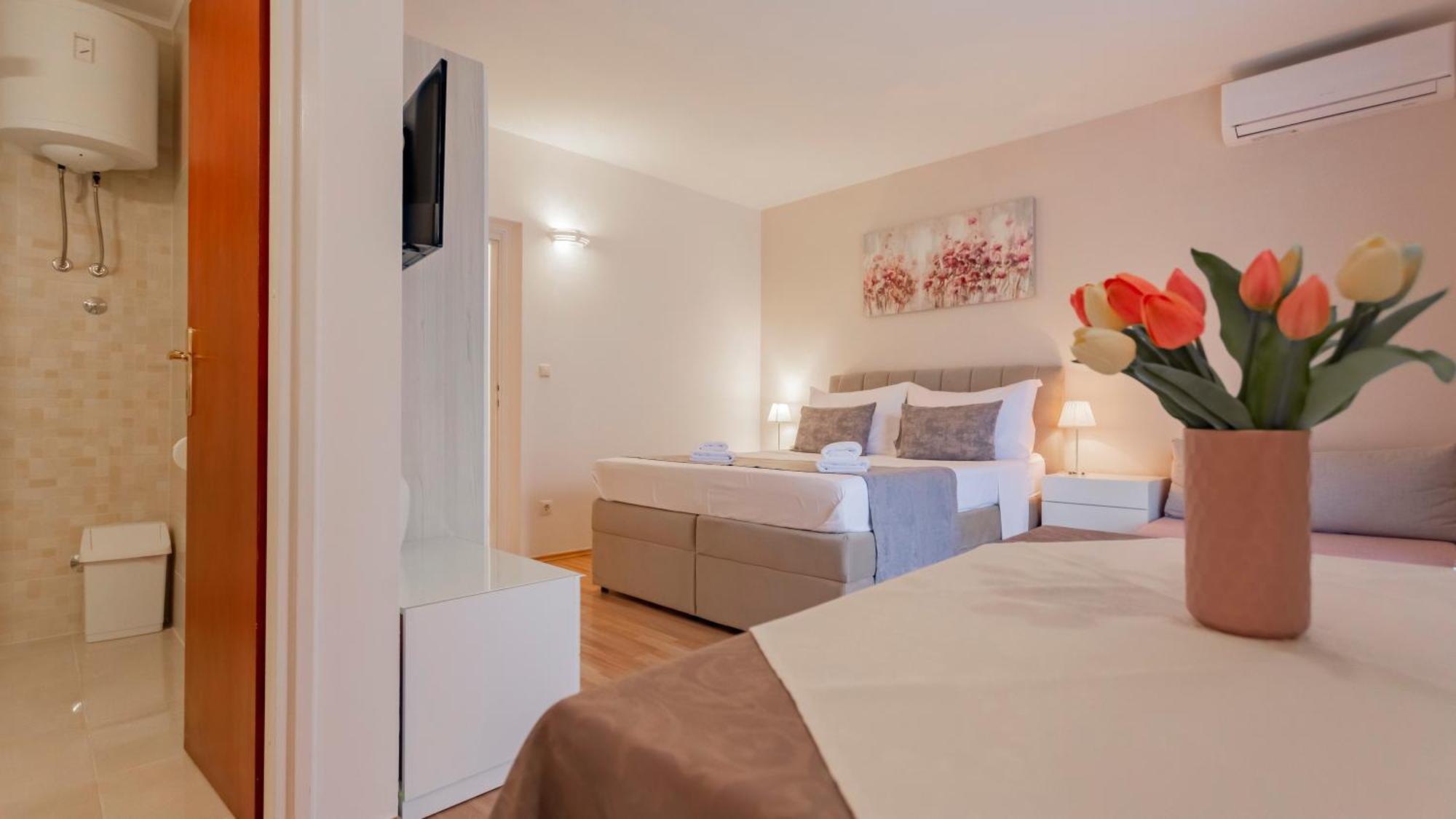 Baska Voda Apartments - City Center, Steps From The Beach, Free Parking Apartma *